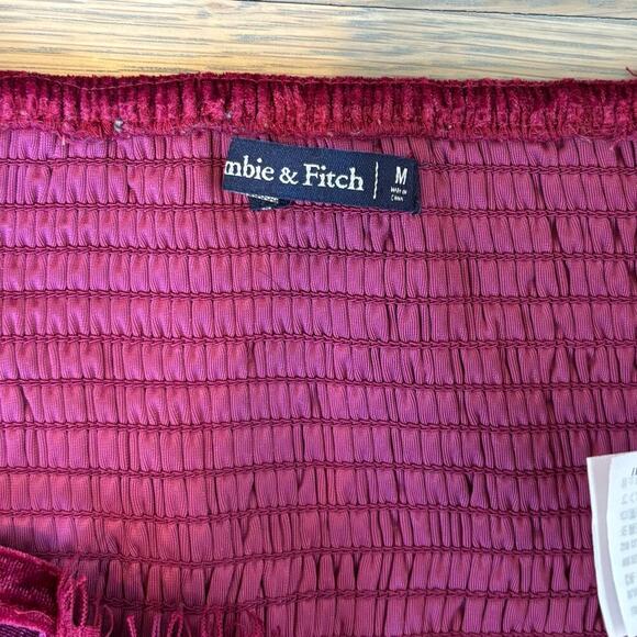 Abercrombie & Fitch Whimsigoth 90's Velvet Cropped Cami Tank Size Medium - Picture 6 of 8